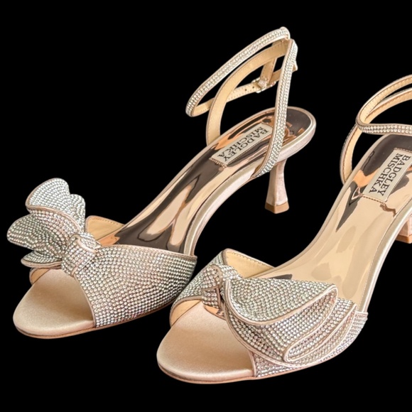 Badgley Mischka Women's Nude Remi Kitten Evening Heel Sandals, NEW pick size - Picture 1 of 10